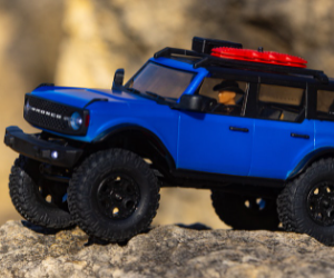 1:24 Axial SCX24 2021 Ford Bronco RC Rock Crawler, NEW