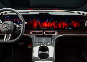 Mercedes вернет физические кнопки в текущие модели и сохранит для будущих автомобилей