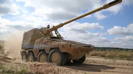 Germany handed over the first newest self-propelled RCH 155 to Ukraine