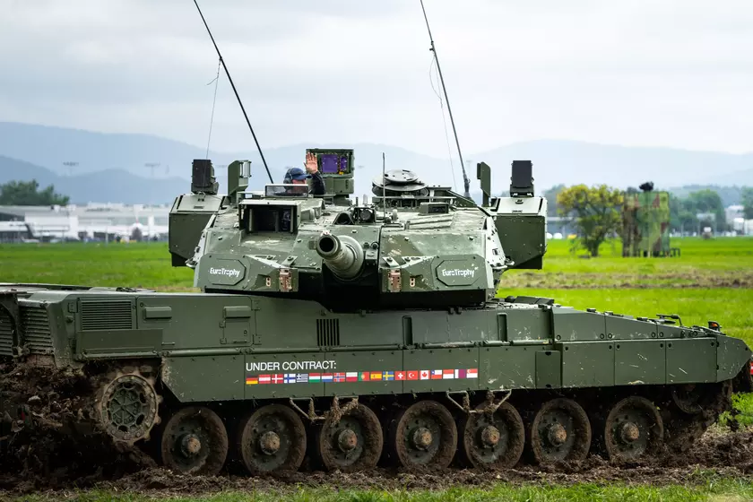 Германия показала танк Leopard 2A7 с израильской системой активной защиты Trophy ASP