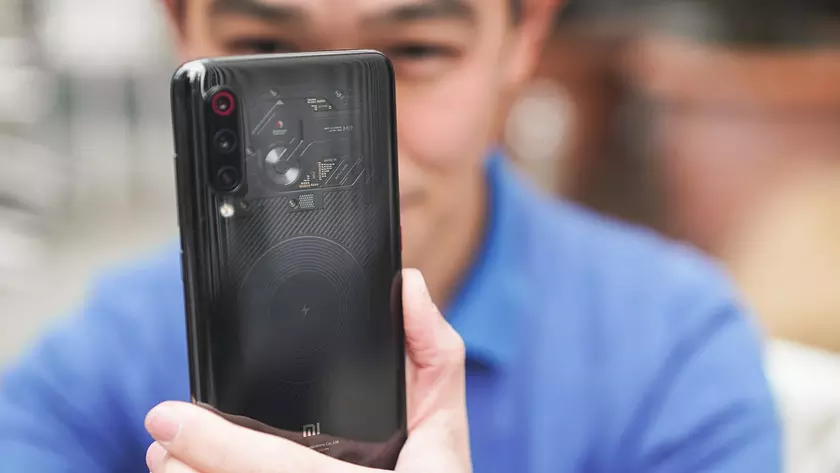 Смартфоны Xiaomi подорожают