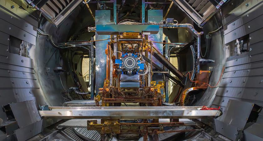 NASA почало випробування найпотужнішого у світі електричного ракетного двигуна для орбітальної станції Lunar Gateway