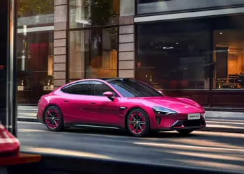 Xiaomi introduit une nouvelle couleur Magenta ...