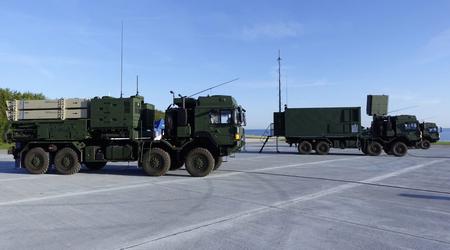 Deutschland liefert weitere Luftabwehrsysteme IRIS T-SLM und andere Waffen im Wert von 1,3 Mrd. € an die Ukraine