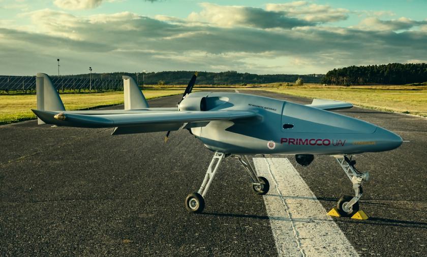 Non solo HMMWV: Il Lussemburgo ha consegnato all'AFU sei UAV Primoco One 150 cechi, in grado di volare fino a 200 km e di rimanere in aria per 15 ore.