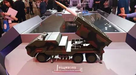 For science fiction battles: Korean Hanwha demonstrates unmanned MLRS