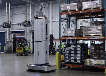 Stellantis внедряет складских роботов на заводах в США