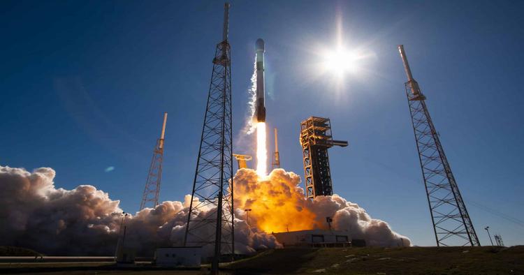SpaceX osiąga 300. udane lądowanie rakiety ...
