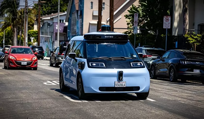 Роботакси Waymo Ojai на базе Zeekr