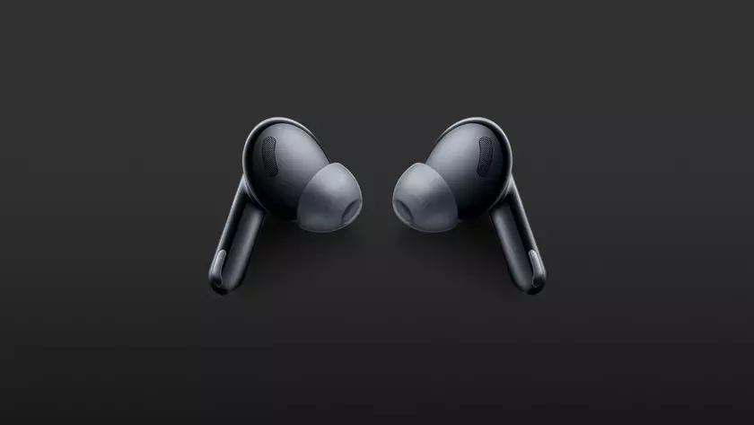 OPPO Enco X Blues: TWS-наушники с ANC, автономностью до 25 часов и настройкой звука специалистами Dynaudio