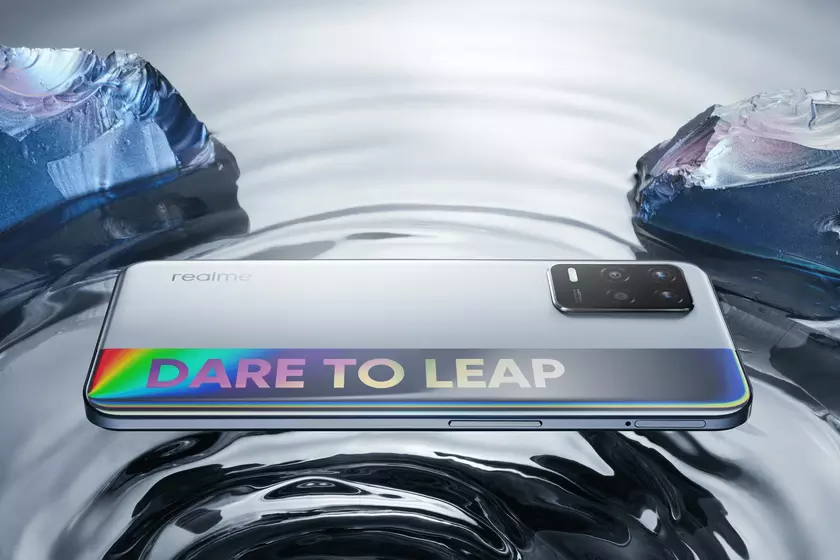 Realme Q3 и Realme Q3i: бюджетные 5G-смартфоны с процессорами Dimensity и ценником от $155