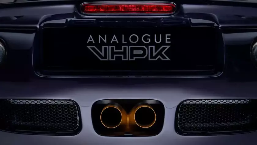 Рестомод Lotus Elise VHPK в карбоновом кузове
