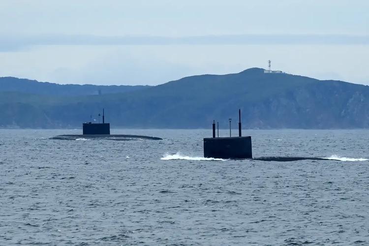 Росія тепер патрулює Чорне море підводними ...