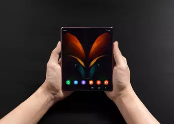 Дневник Samsung Galaxy Z Fold2:  покупатель этого смартфона — кто он?