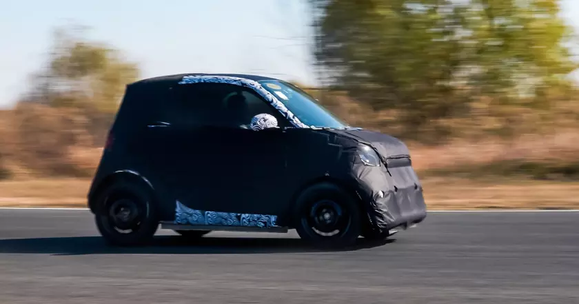 Новая Эра Электромобилей: Испытание Платформы ECA с Кузовом smart fortwo