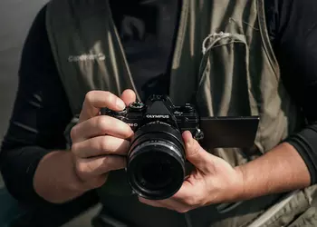 Смартфоны выиграли: Olympus уходит с рынка фототехники и продает бизнес компании JIP