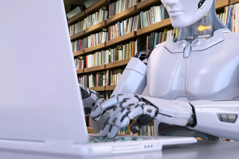 Чат-бот ChatGPT теперь доступен и в Украине