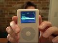 Вопреки здравому смыслу 16-летний iPod переделали, чтобы запустить на нем Spotify