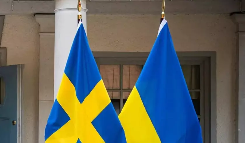 Шведский и Украинский флаги: Символика и История Взлетов и Падений