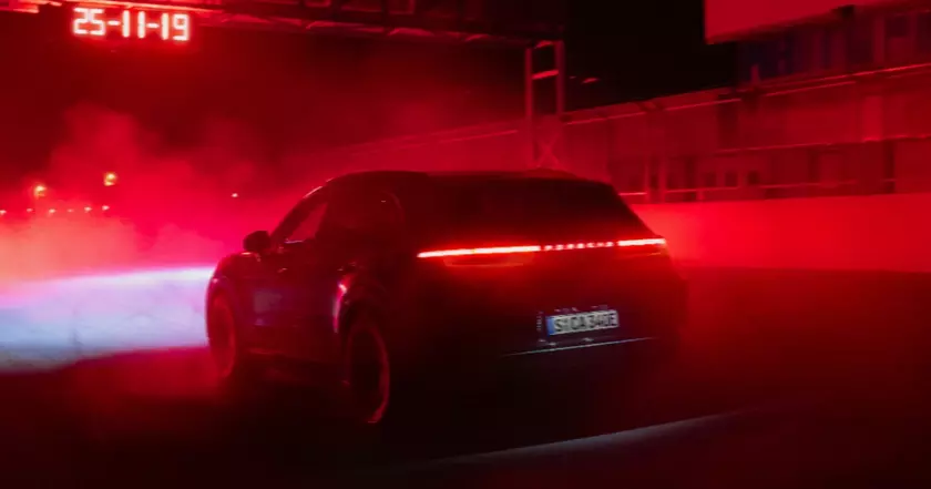 Porsche Cayenne Electric: Встречайте инновации в мире электрокаров