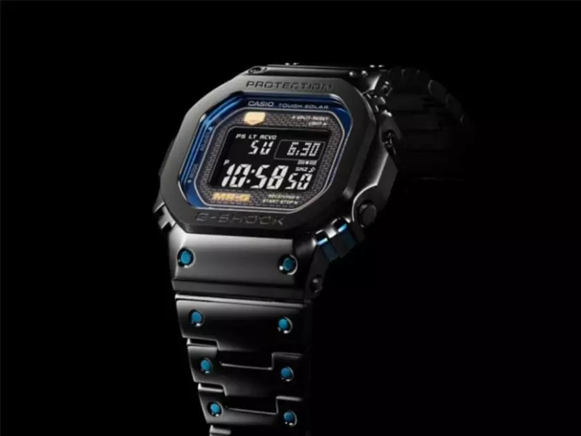 Casio анонсирует новые премиальные часы G-Shock MRG-B5000BA-1JR с титановым корпусом