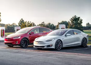 Илон Маск сделает Tesla доступнее