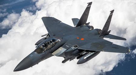 L'F-15EX Eagle II con missili AMRAAM e JASSM potrebbe diventare il caccia più armato di tutti i tempi