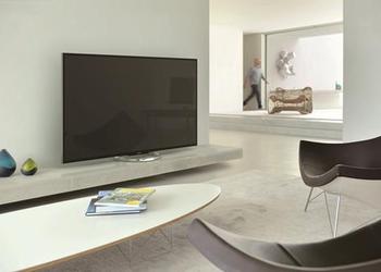 Sony показала свой самый большой FullHD телевизор Bravia W85