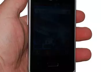 Красота требует жертв: обзор смартфона LG Optimus L3 (E400)