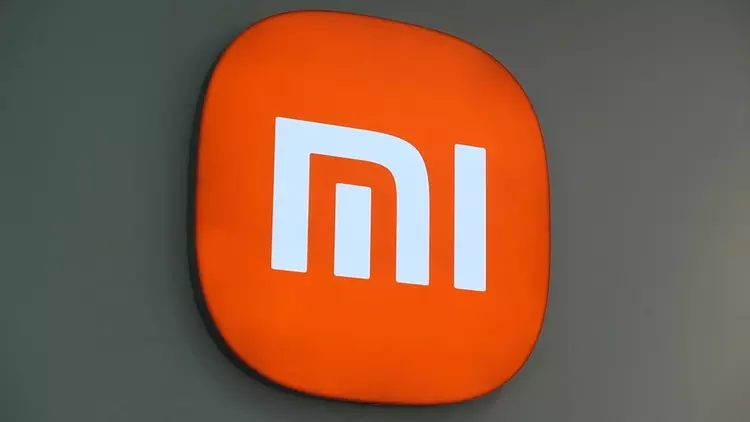 Xiaomi анонсировала крупную презентацию, на которой покажет новый кроссовер, первые наушники-клипсы, обновленный фитнес-браслет и флагманский Xiaomi 17 Max