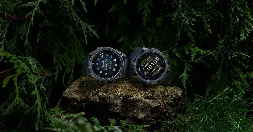 Логотип Garmin на корпусе часов