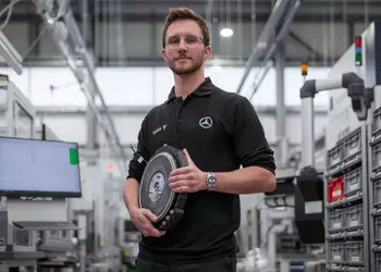 Новый электродвигатель Yasa мощнее четырех двигателей Tesla вместе взятых