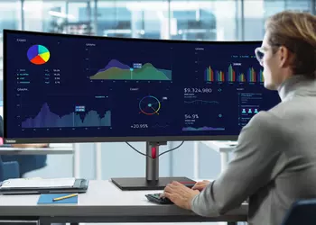 Lenovo ThinkVision P49w-30: 49-дюймовый изогнутый монитор с частотой обновления 160 Гц и ценой $1900