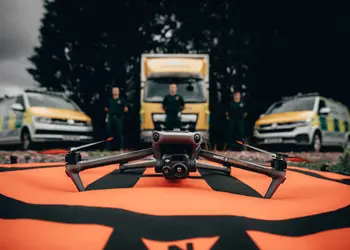 DJI Mavic 3T – две камеры, 56x зум, тепловизор и поддержка RTK по цене €4919