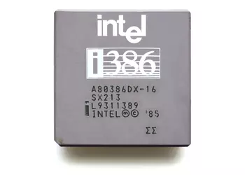 История процессоров Intel. 386: первый 32-разрядный