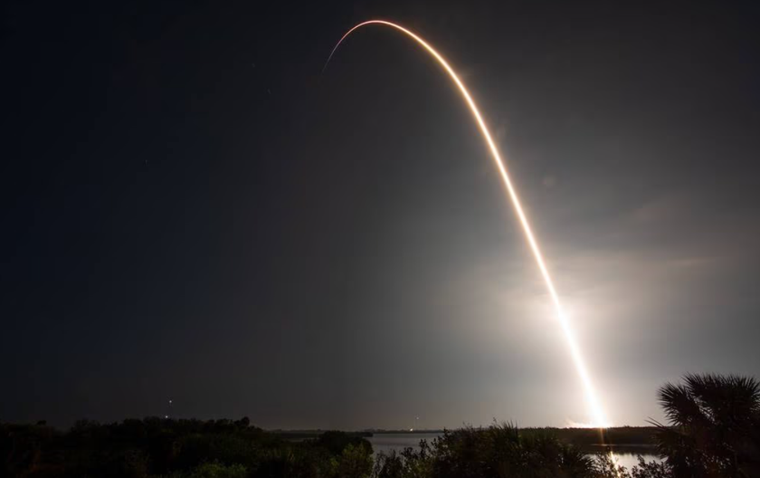 SpaceX ввела на орбиту 10 спутников для отслеживания гиперзвукового оружия