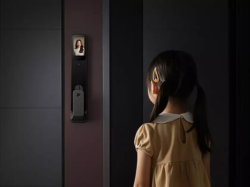 Xiaomi представила Smart Door Lock 2 Pro с функцией 3D-сканирования лица и большим встроенным экраном