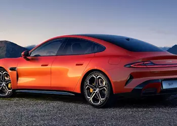 Xiaomi расширяет производство SU7 с аккумуляторами CATL и BYD