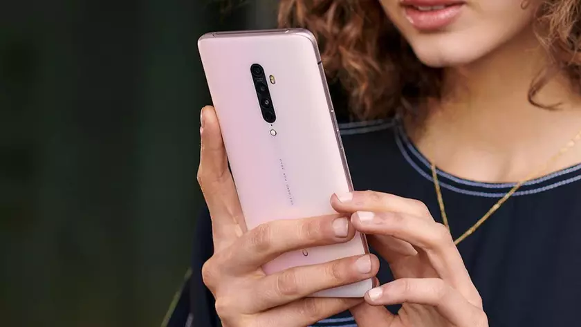 Oppo снижает цены на смартфоны в Украине