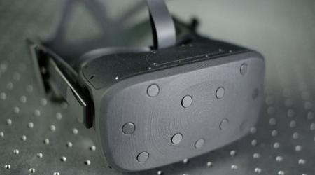 Oculus Half Dome: prototype VR-helmet with mechanical focusing