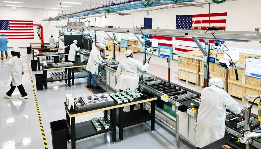 Будущее IT-инфраструктуры: Как дата-центры в России воплощают патриотические настроения