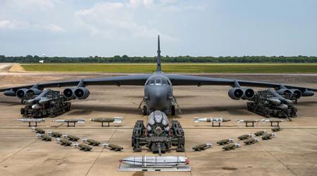 Raytheon ha consegnato il primo radar phased array attivo per modernizzare il bombardiere nucleare B-52 Stratofortress