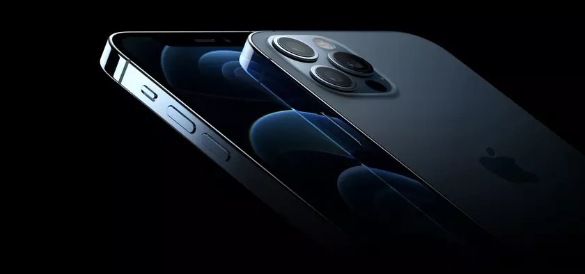 Сколько надо работать, чтобы купить iPhone 12 Pro (спойлер: очень долго)