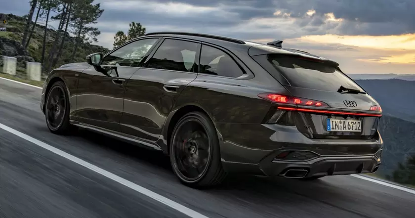 Audi A6 Avant: Innovación y Elegancia Rodante para los Entusiastas Tecnológicos