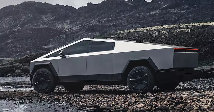 Прочные технологии: проблемы с креплением панелей у Tesla Cybertruck