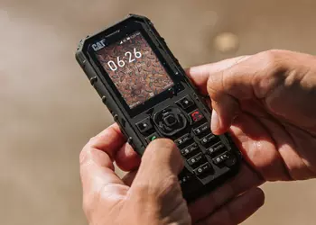 CAT B35: неубиваемая звонилка с 4G и голосовым ассистентом Google