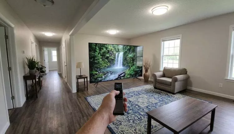 Which 85-Inch TVs Under $1,000 Are ...