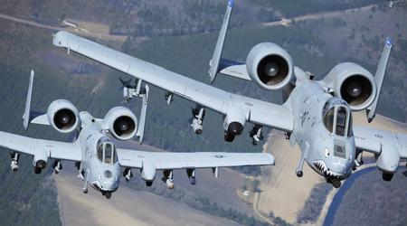 I leggendari aerei d'attacco A-10 Thunderbolt II provenienti dall'Arizona sono arrivati in Medio Oriente per dissuadere gli Hezbollah dall'attaccare Israele