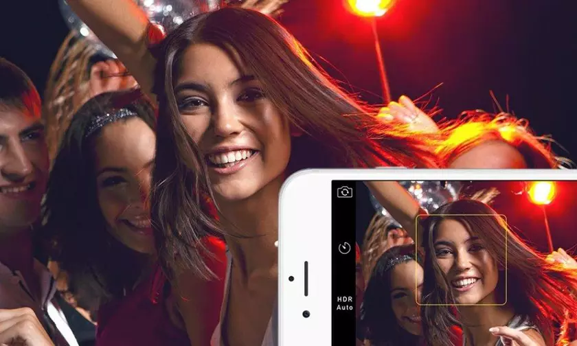 Приложения-«бьютификаторы» из Google Play крали фото, рекламировали мошенников и показывали порно