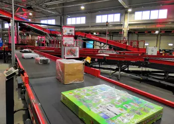 Внутри КИТа: как работает самый передовой сортировочный терминал Новой Почты